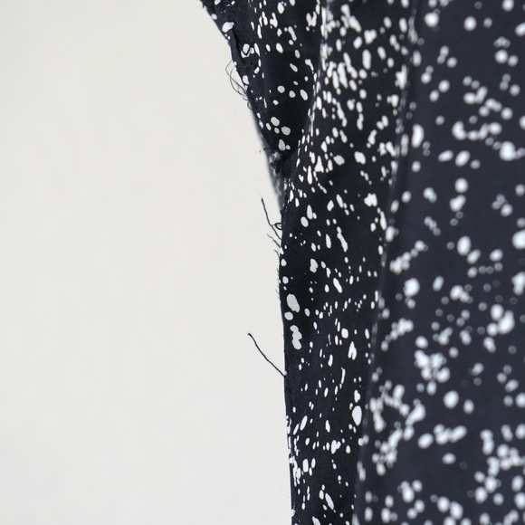 Cap sleeves silk shift dress w/ hi-low chiffon hem - Picture 11 of 12